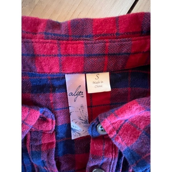 Women's Alya red/blue plaid print tunic dress. Cinched tie waist. Size Small - Picture 8 of 8